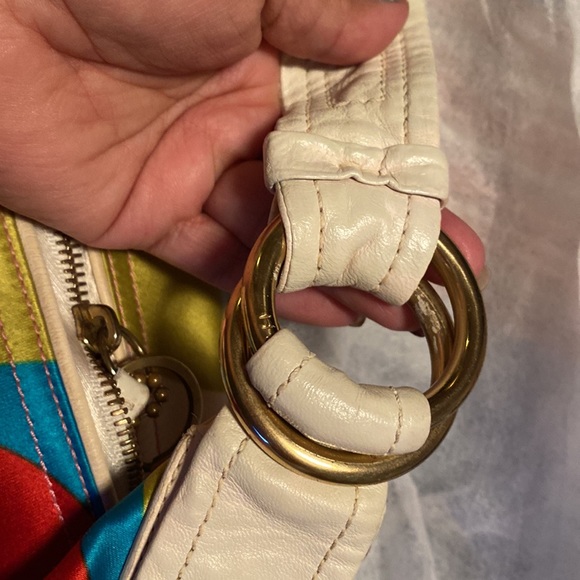 RARE Coach! Vibrant colors on a “satin” type feel - Picture 3 of 6